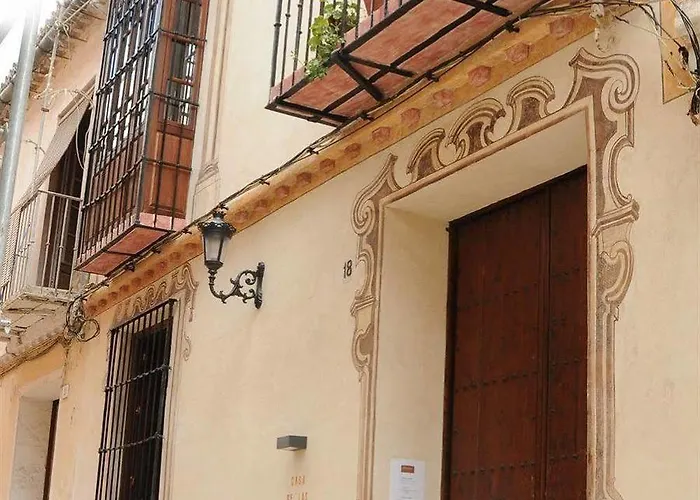 Casa De Mercedes فندق مالقة